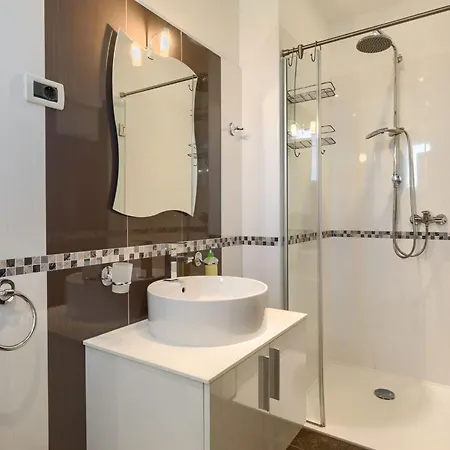 Casa Sharn - Kastel, Istria * Kaštel