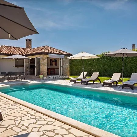 Villa Casa Sharn - Kastel, Istria